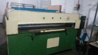 四柱裁斷機(jī) 二手市場(chǎng)淘金與皮革機(jī)械選購(gòu)指南